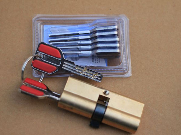 天全24小时上门开锁公司